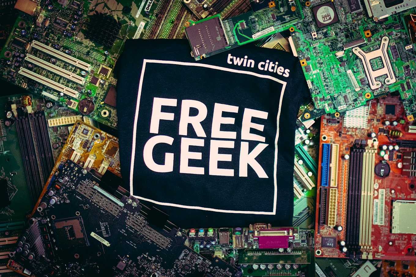 Free Geek Twin Cities #1 - Moving & Volunteering!